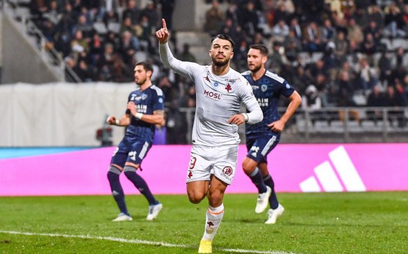 გაიბრწყინა - მიქაუტაძის ორი გოლი პარიზთან